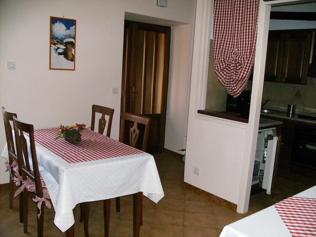 Bed and Breakfast Il Barucin Villar San Costanzo Номер фото